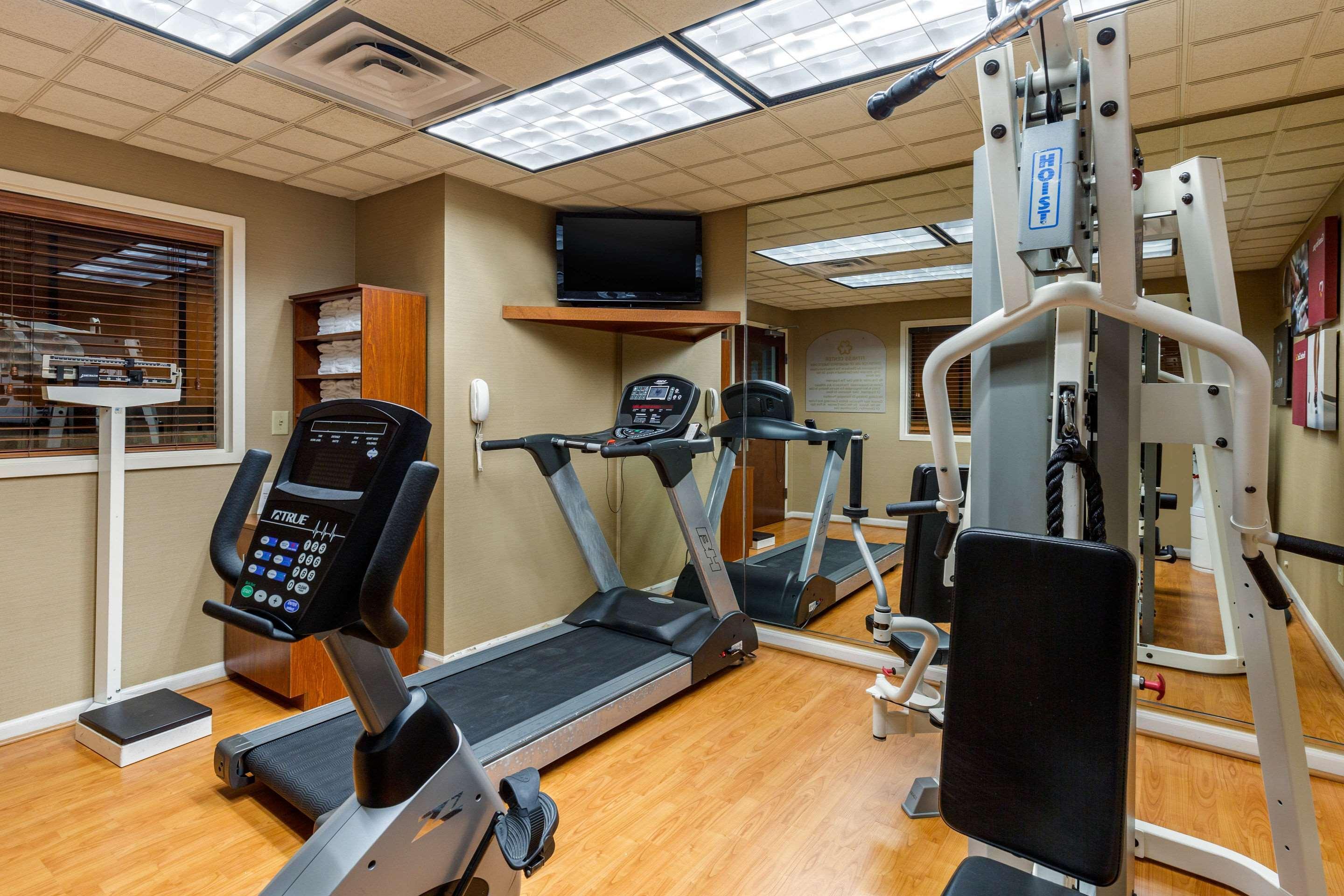 Holiday Inn Express & Suites Leesburg - Historic District By Ihg מראה חיצוני תמונה