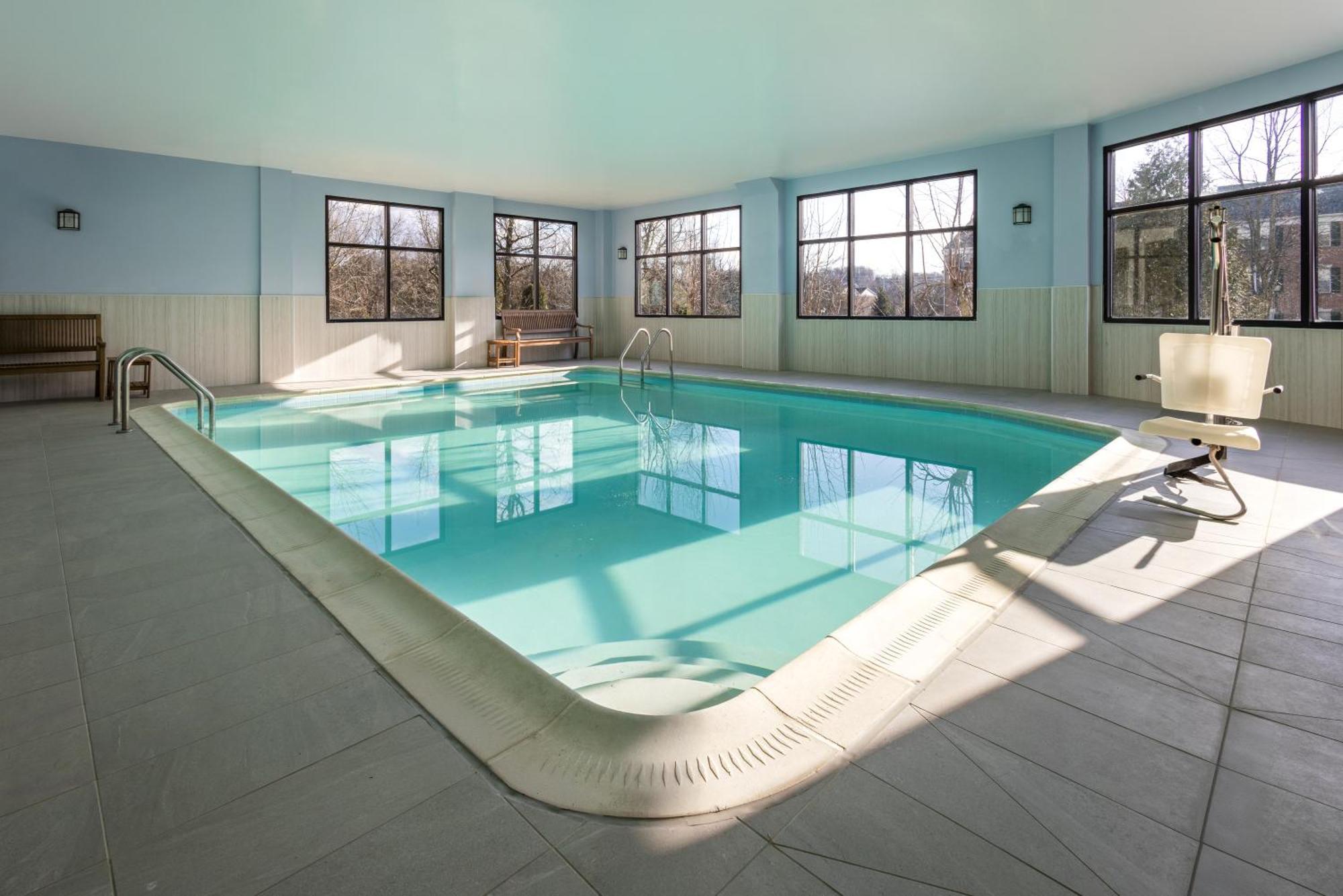 Holiday Inn Express & Suites Leesburg - Historic District By Ihg מראה חיצוני תמונה