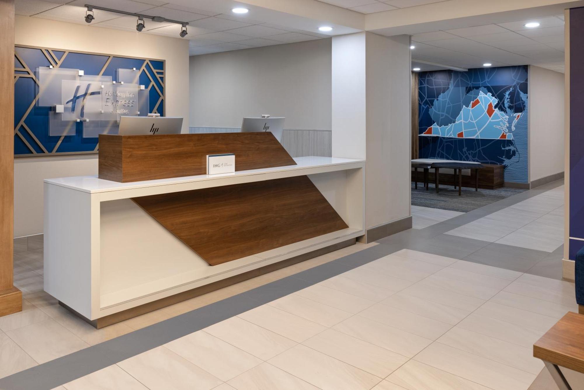 Holiday Inn Express & Suites Leesburg - Historic District By Ihg מראה חיצוני תמונה